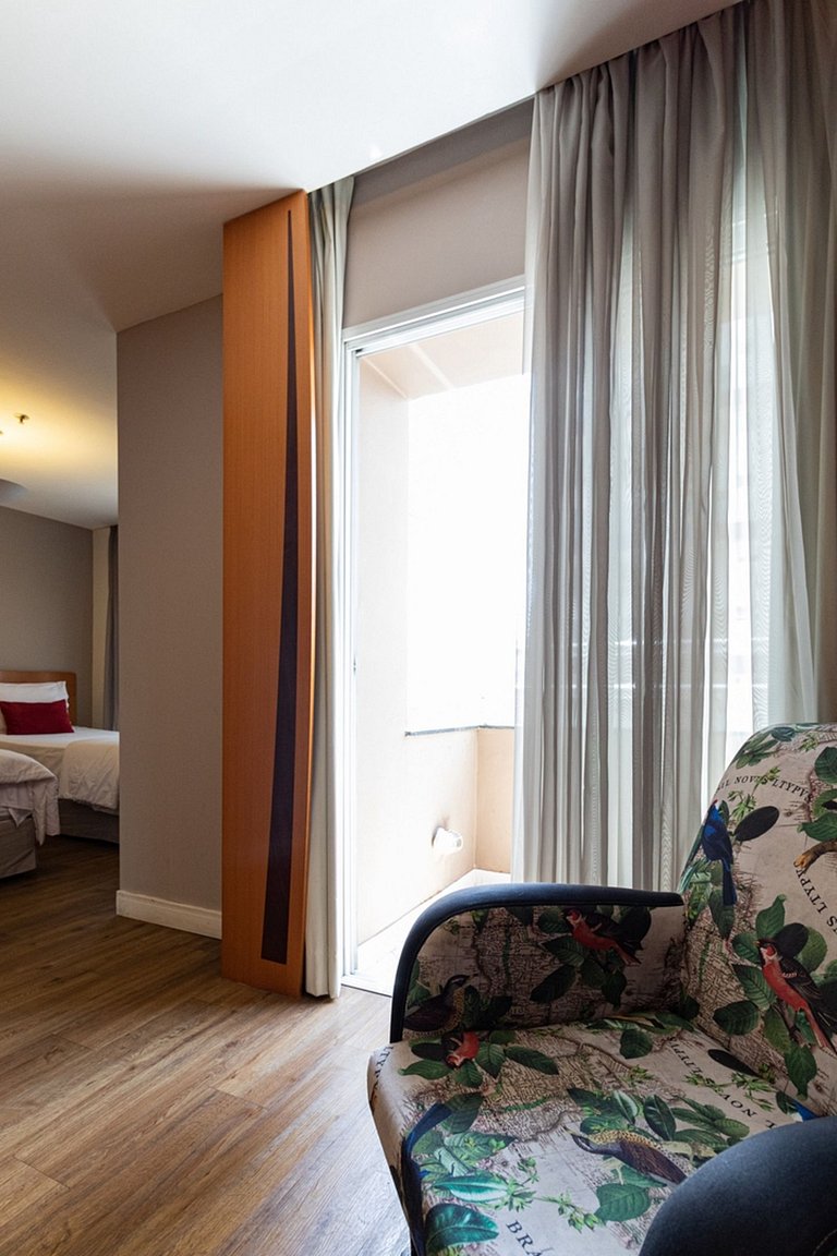 Flat Near Ibirapuera Park with Parking Space