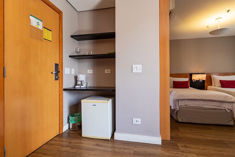 Flat Near Ibirapuera Park with Parking Space