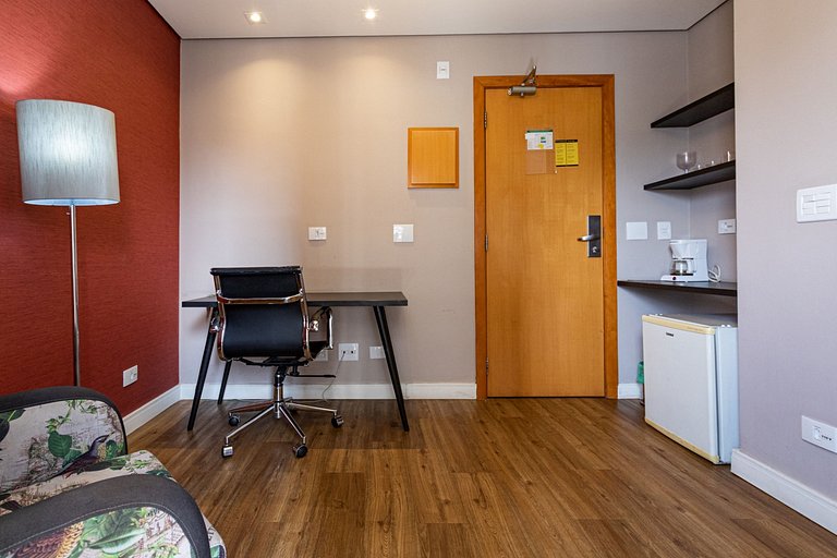 Flat Near Ibirapuera Park with Parking Space