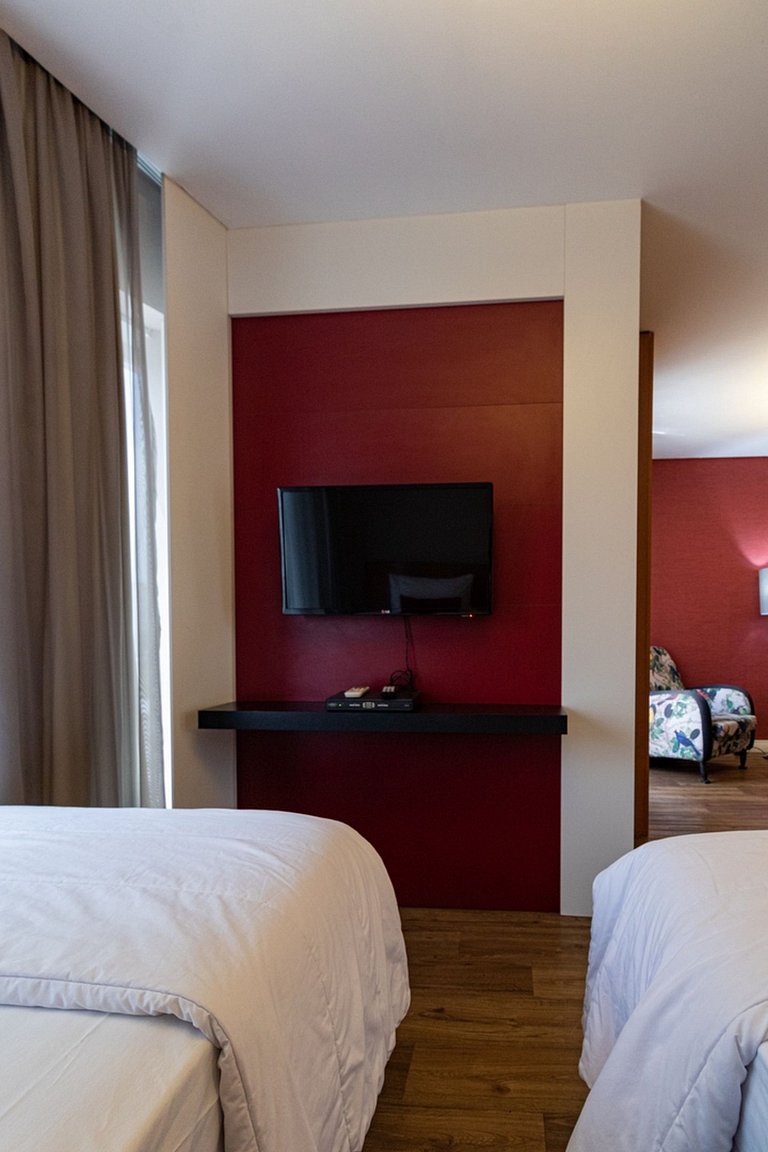 Flat Near Ibirapuera Park with Parking Space