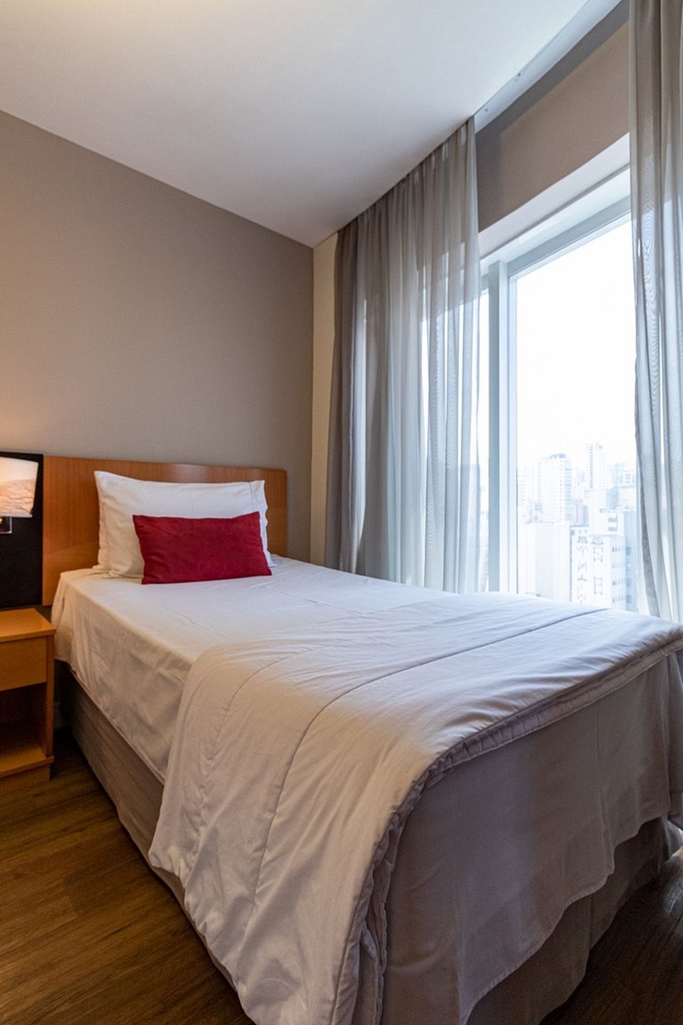 Flat Near Ibirapuera Park with Parking Space