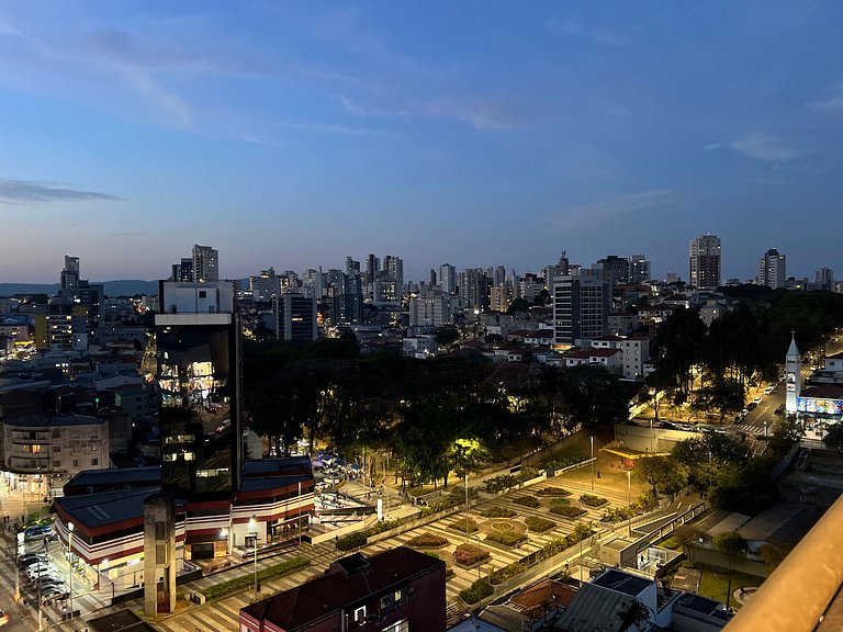 Studio com Wi-Fi e fácil acesso ao metrô