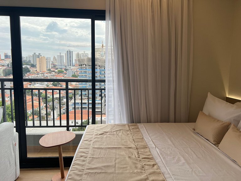 Studio com academia e lavanderia no prédio