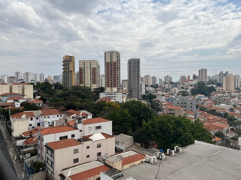 Studio com academia e lavanderia no prédio