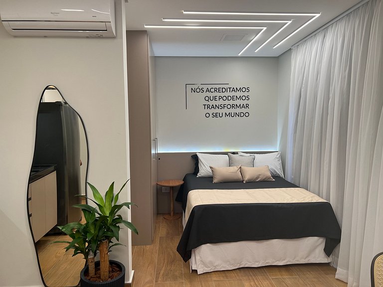 Studio para trabalho perto do metrô