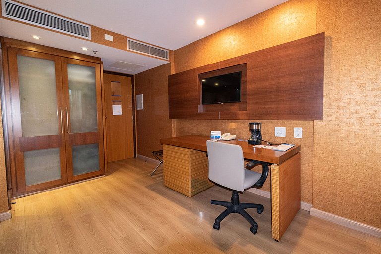 Elegance Suítes Ibirapuera Plaza II