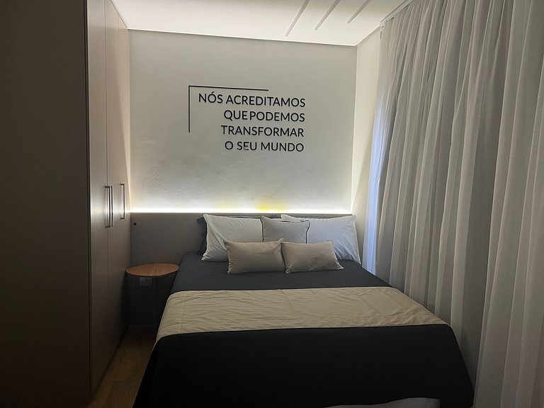 Studio com academia e lavanderia no prédio