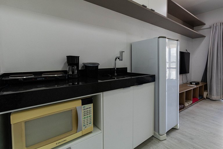 Suíte com Piscina & Cozinha Completa - Brooklin Morumbi, SP