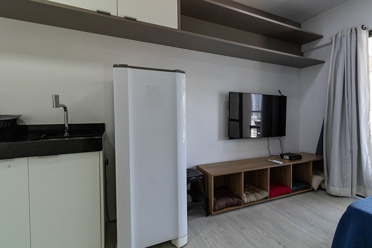 Suíte com Piscina & Cozinha Completa - Brooklin Morumbi, SP