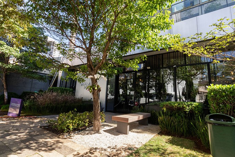 Suíte com Piscina & Cozinha Completa - Brooklin Morumbi, SP